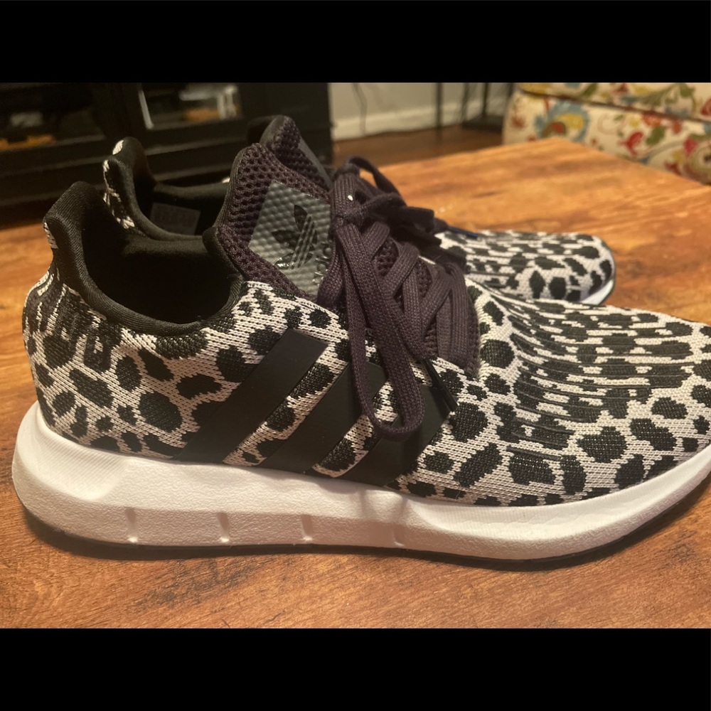 Adidas cheetah print tennis shoes